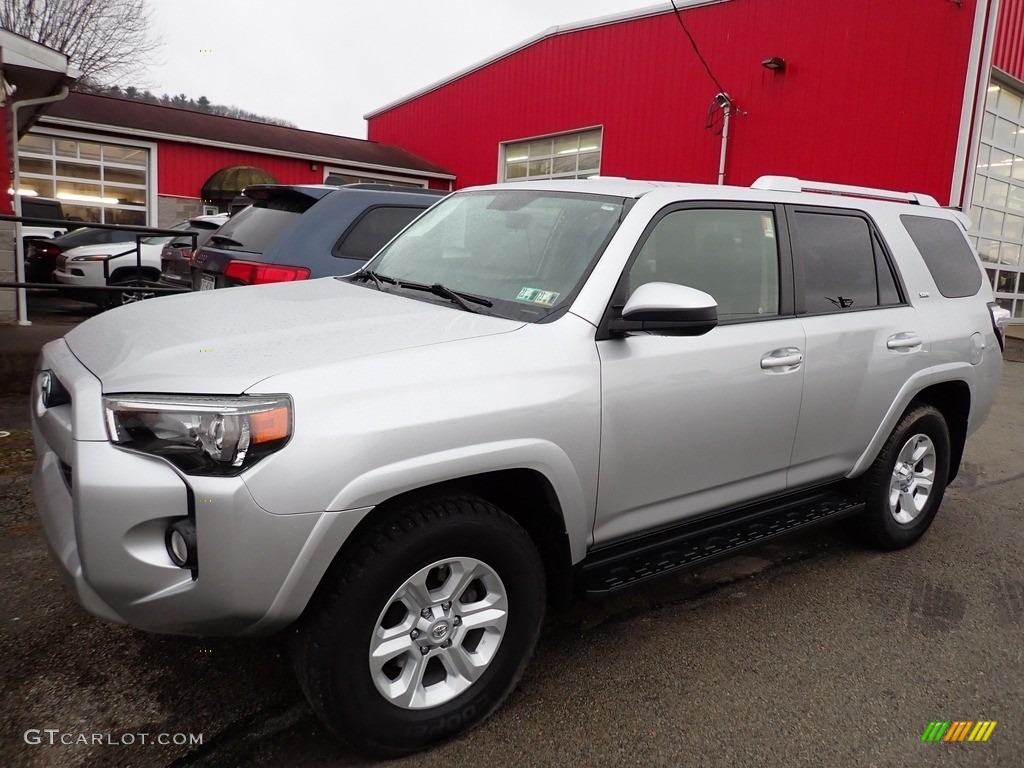 2016 4Runner SR5 4x4 - Classic Silver Metallic / Black photo #1