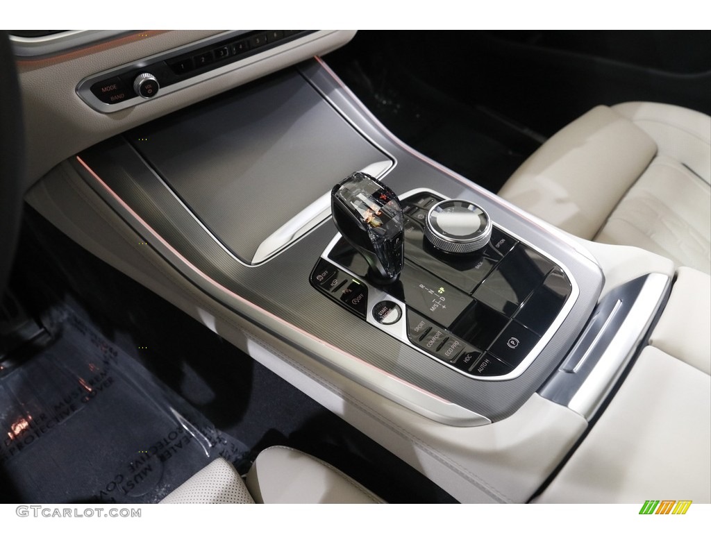 2022 BMW X5 M50i Transmission Photos
