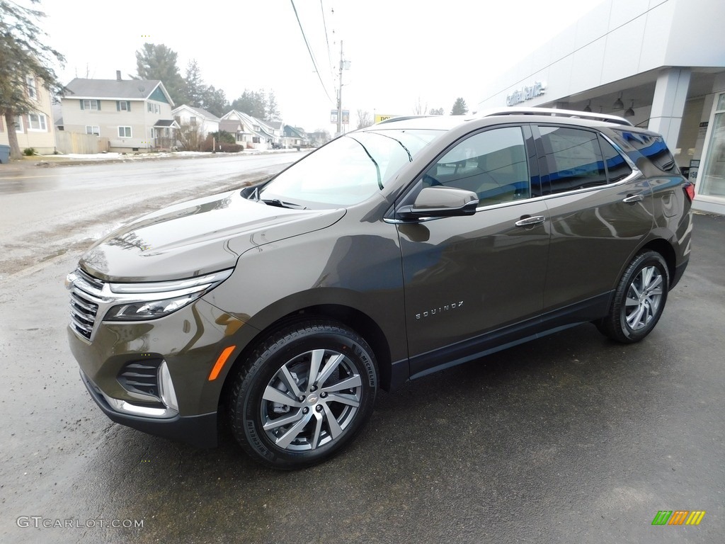 Harvest Bronze Metallic Chevrolet Equinox