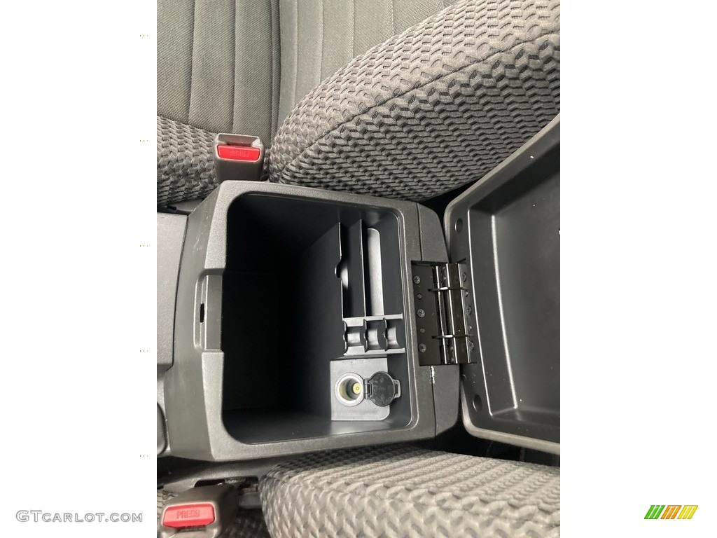 2019 Frontier SV King Cab - Glacier White / Steel photo #28