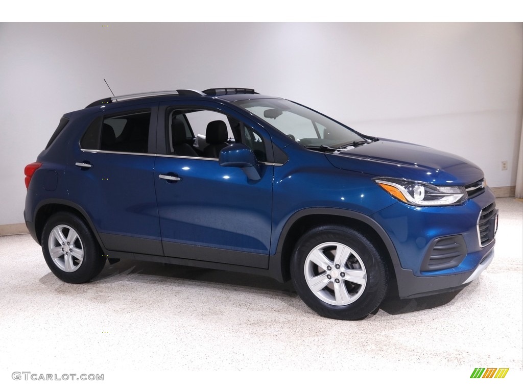 2020 Trax LT - Pacific Blue Metallic / Jet Black photo #1