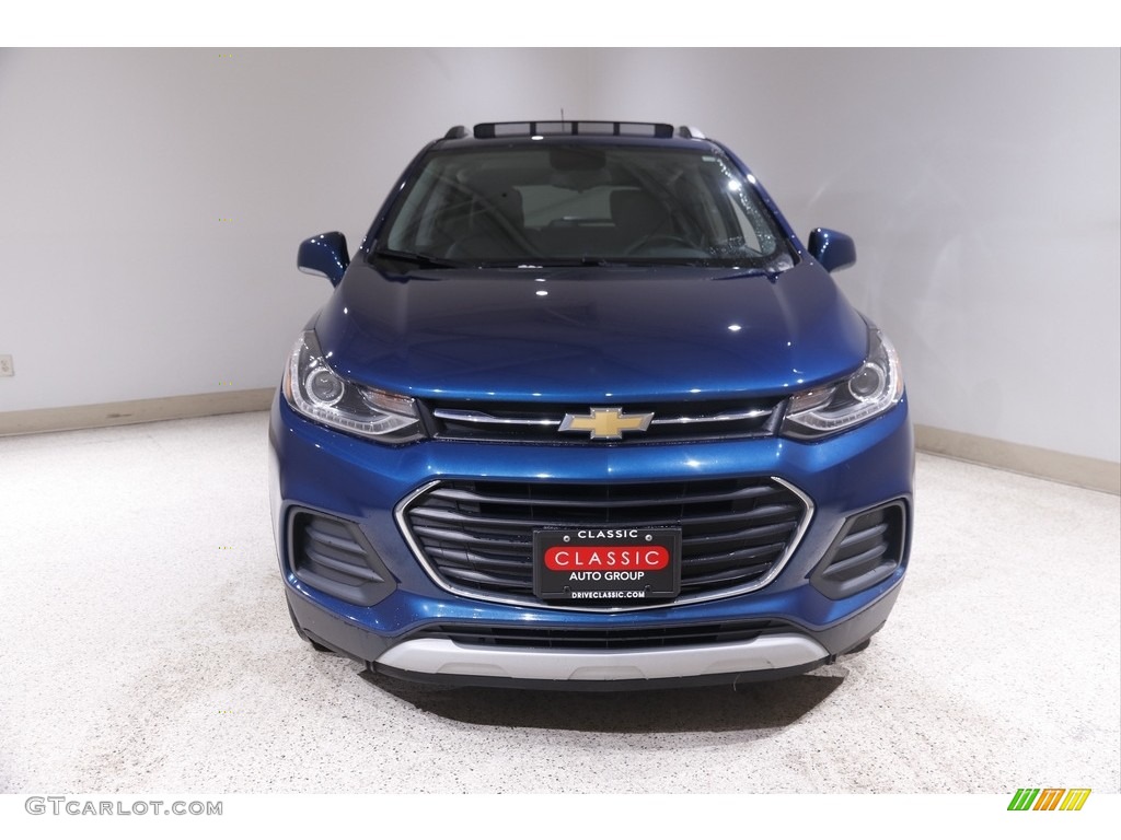 2020 Trax LT - Pacific Blue Metallic / Jet Black photo #2