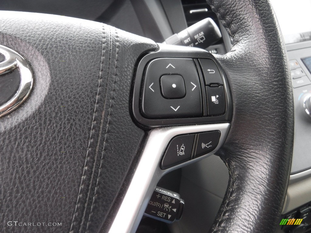 2020 Toyota Sienna XLE AWD Steering Wheel Photos