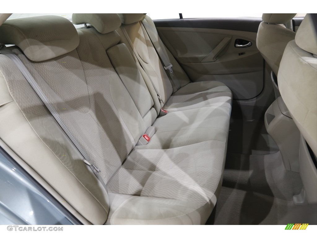 2011 Camry LE V6 - Aloe Green Metallic / Bisque photo #15