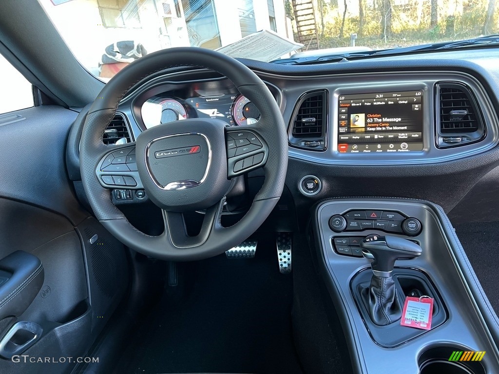 2023 Dodge Challenger R/T Scat Pack Shaker Dashboard Photos