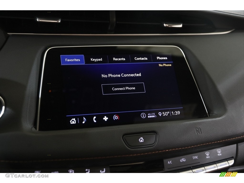 2020 Cadillac XT4 Sport Controls Photo #145565645