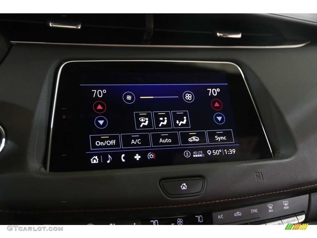 2020 Cadillac XT4 Sport Controls Photo #145565666