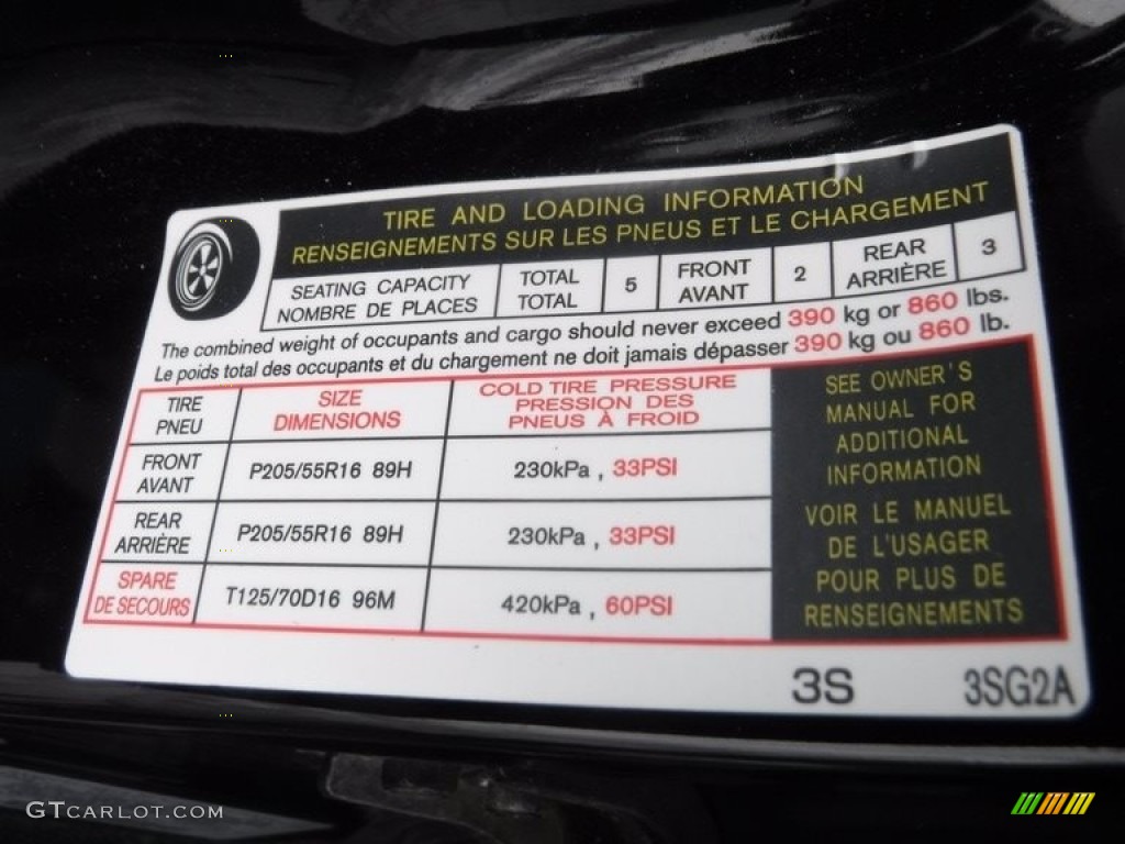 2014 Sentra SV - Super Black / Charcoal photo #26
