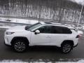 Super White - RAV4 XLE AWD Photo No. 13