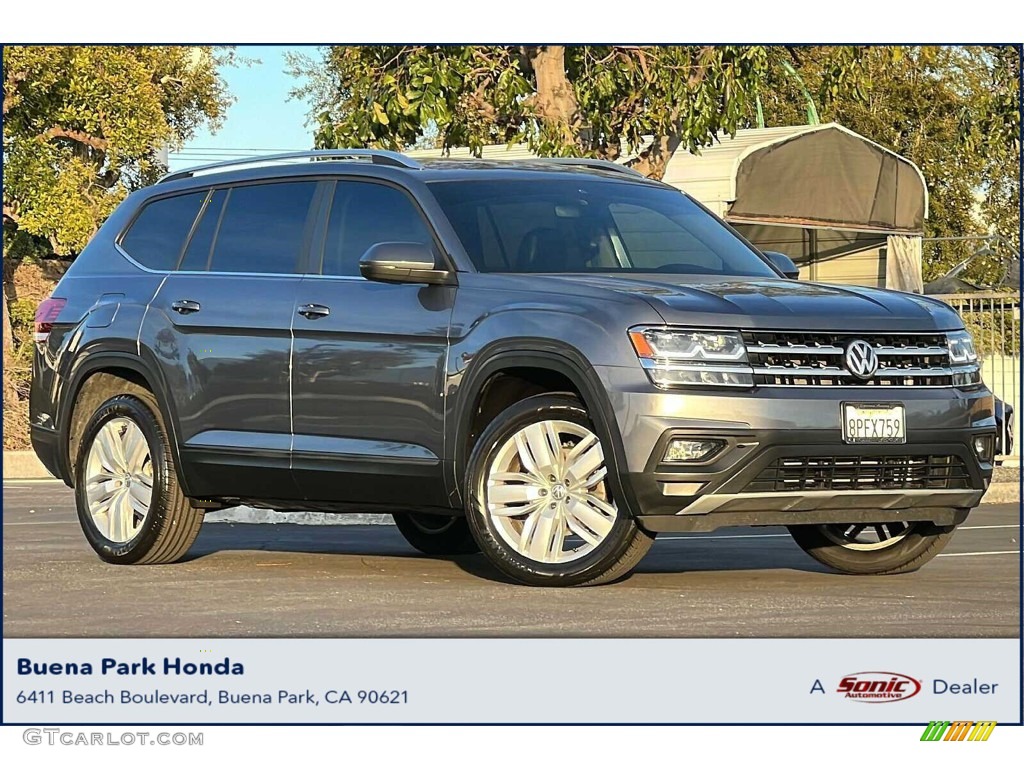 2019 Atlas SE - Platinum Gray Metallic / Titan Black photo #1
