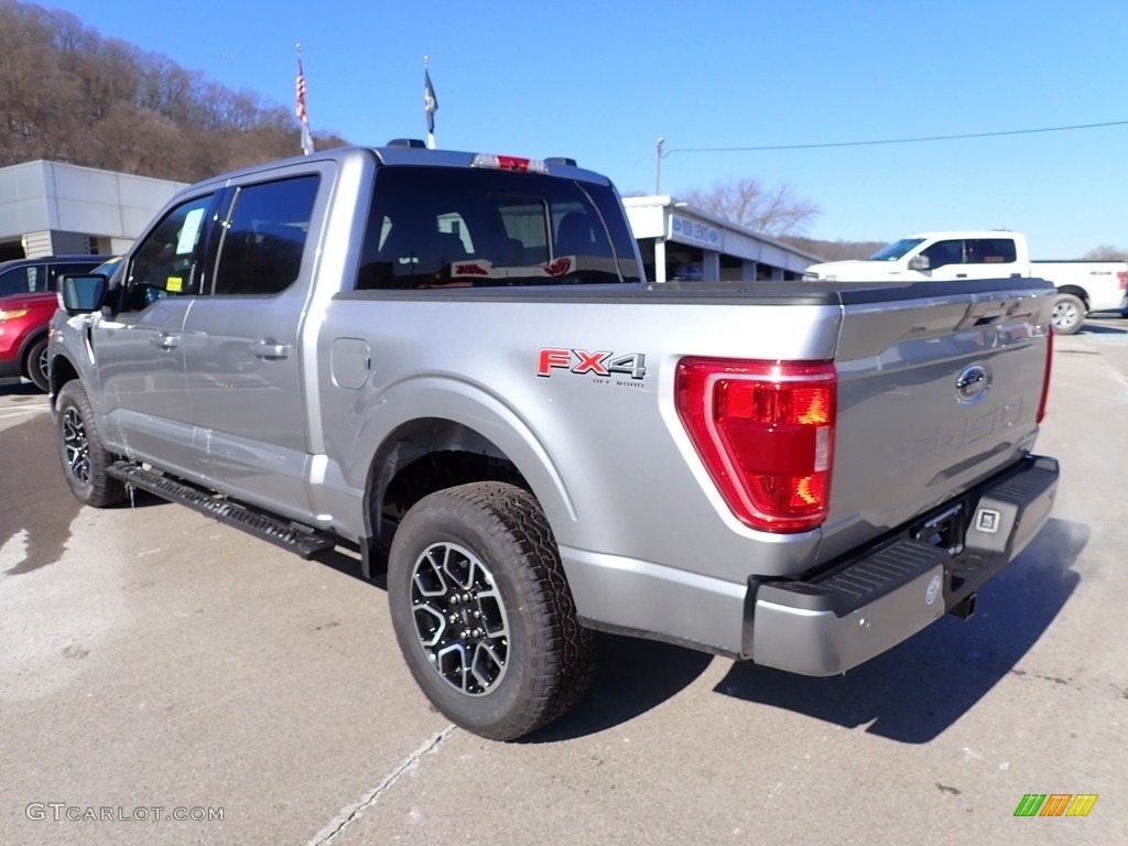 Iconic Silver Metallic 2023 Ford F150 XLT SuperCrew 4x4 Exterior Photo #145568277