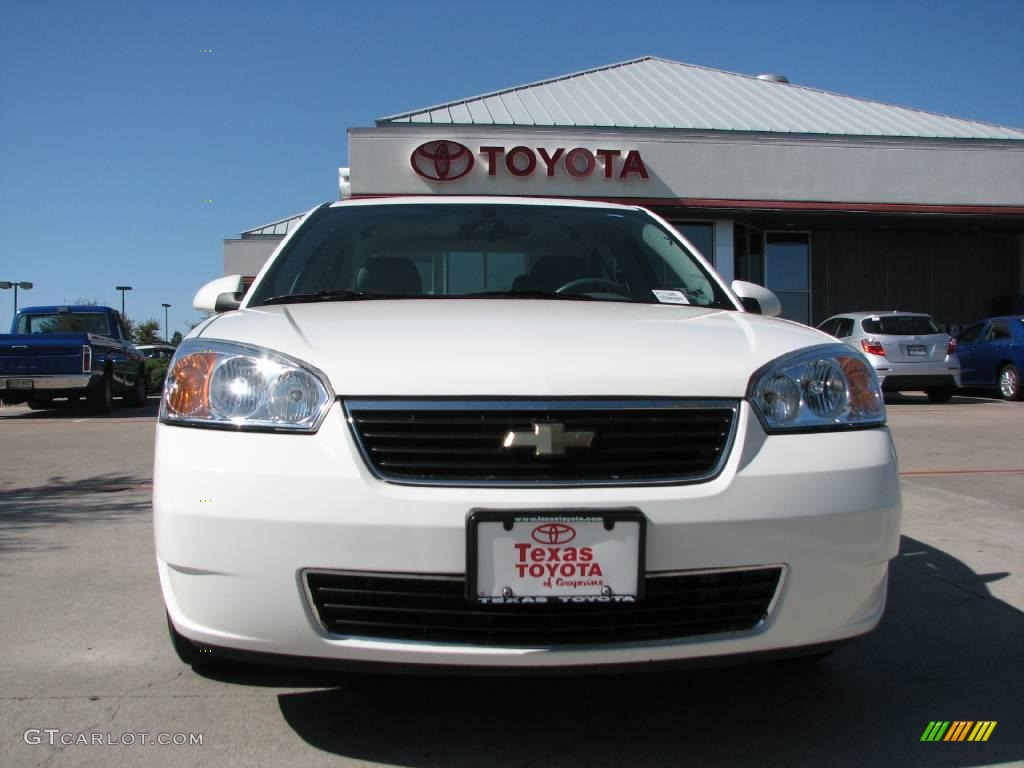 2007 Malibu LT Sedan - White / Titanium Gray photo #2