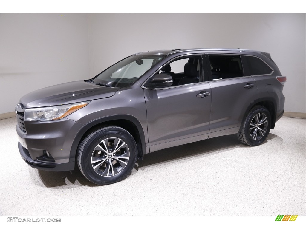 2016 Highlander XLE - Predawn Gray Mica / Black photo #3