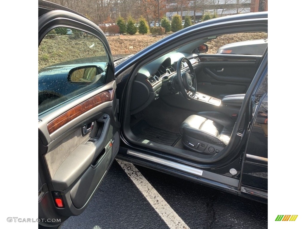 2004 A8 L 4.2 quattro - Brilliant Black / Black photo #13