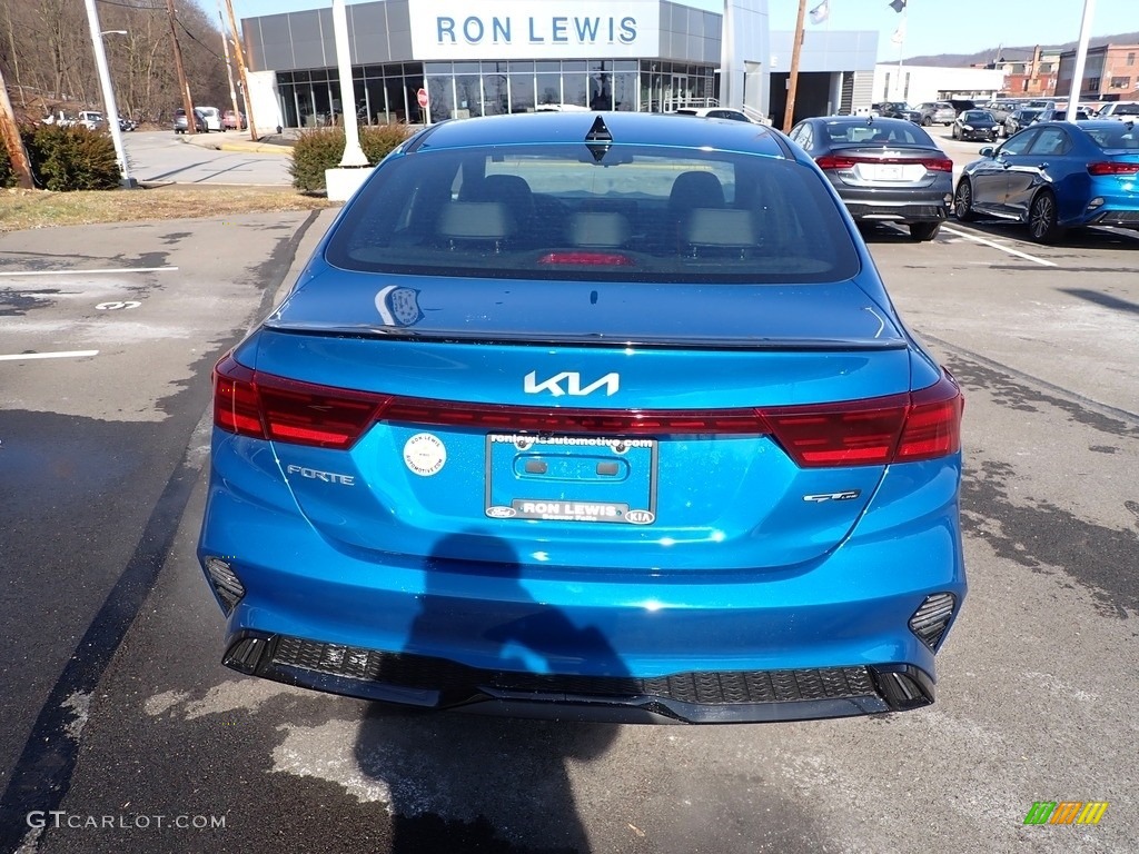 2023 Forte GT-Line - Sporty Blue / Black photo #7
