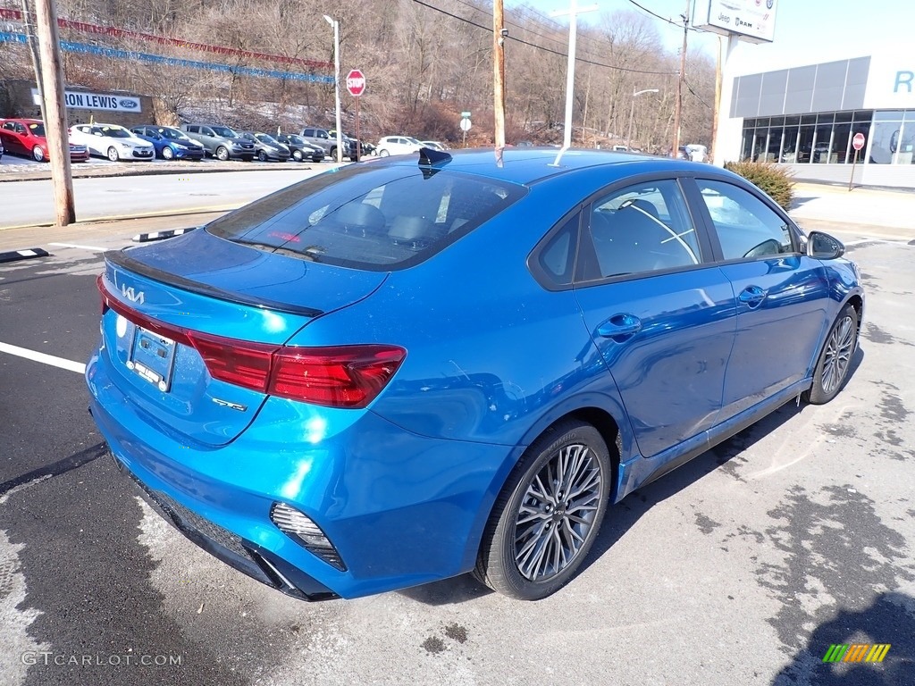 2023 Forte GT-Line - Sporty Blue / Black photo #8