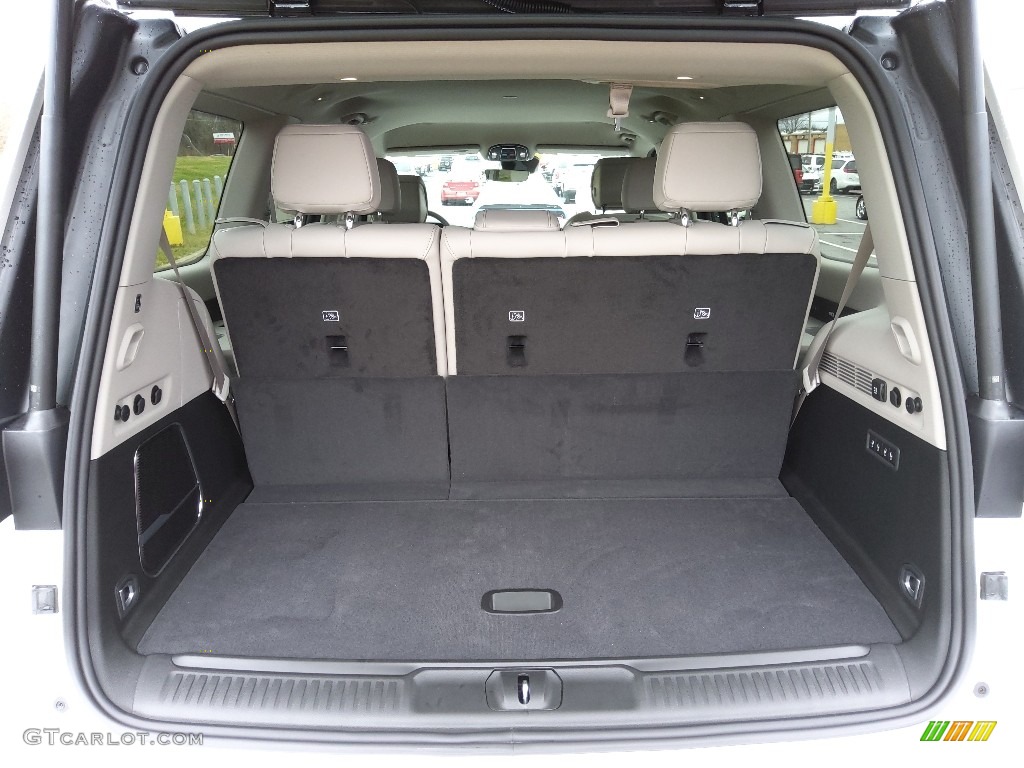 2023 Jeep Wagoneer Series III 4x4 Trunk Photo #145570401