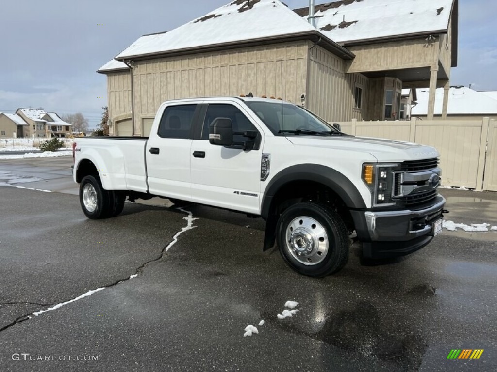 Oxford White 2019 Ford F450 Super Duty XL Crew Cab 4x4 Exterior Photo #145571214