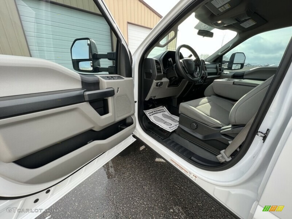 2019 Ford F450 Super Duty XL Crew Cab 4x4 Earth Gray Door Panel Photo #145571412