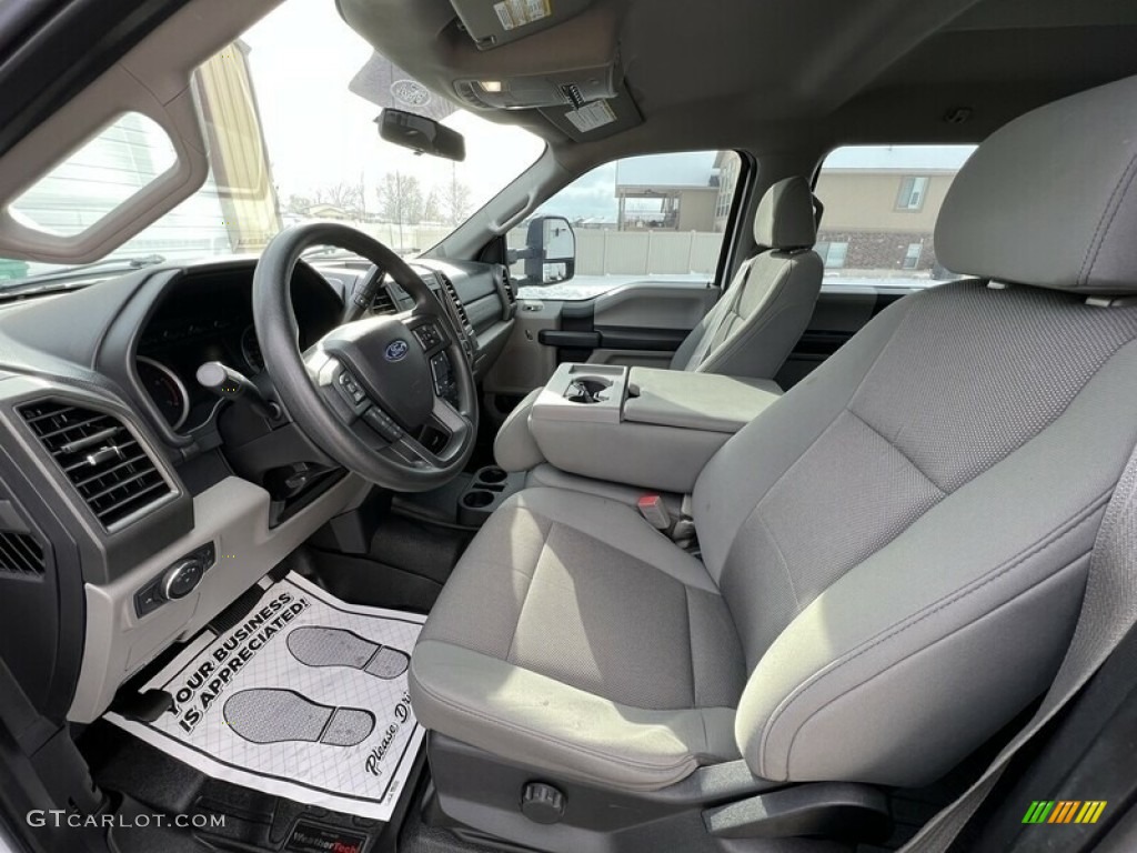 Earth Gray Interior 2019 Ford F450 Super Duty XL Crew Cab 4x4 Photo #145571433