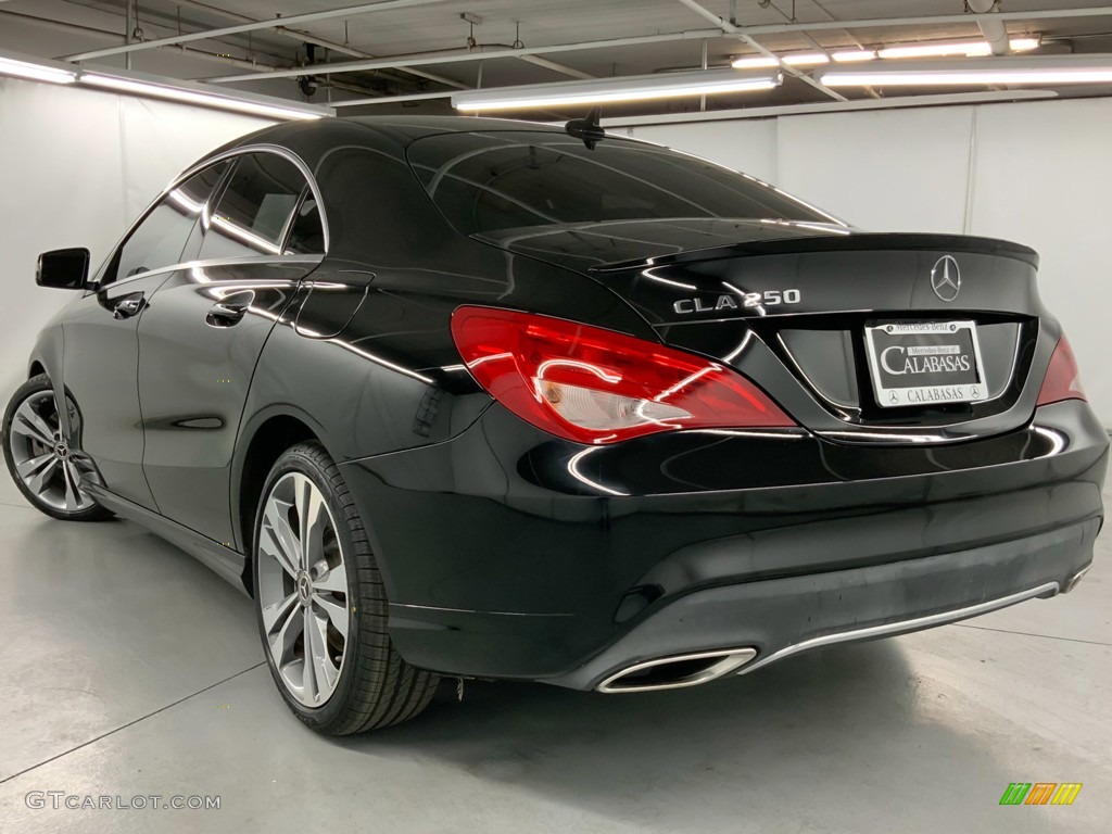 2019 CLA 250 Coupe - Night Black / Black photo #13
