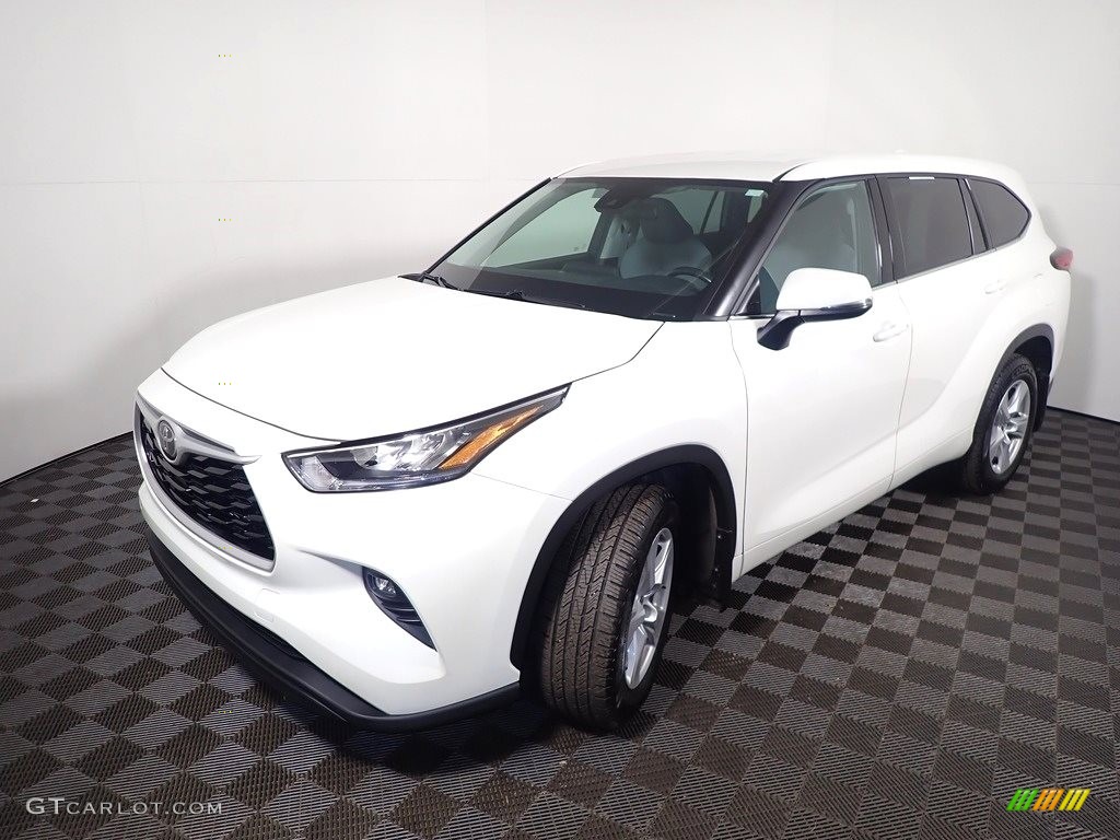 2020 Highlander LE AWD - Blizzard White Pearl / Gray photo #8