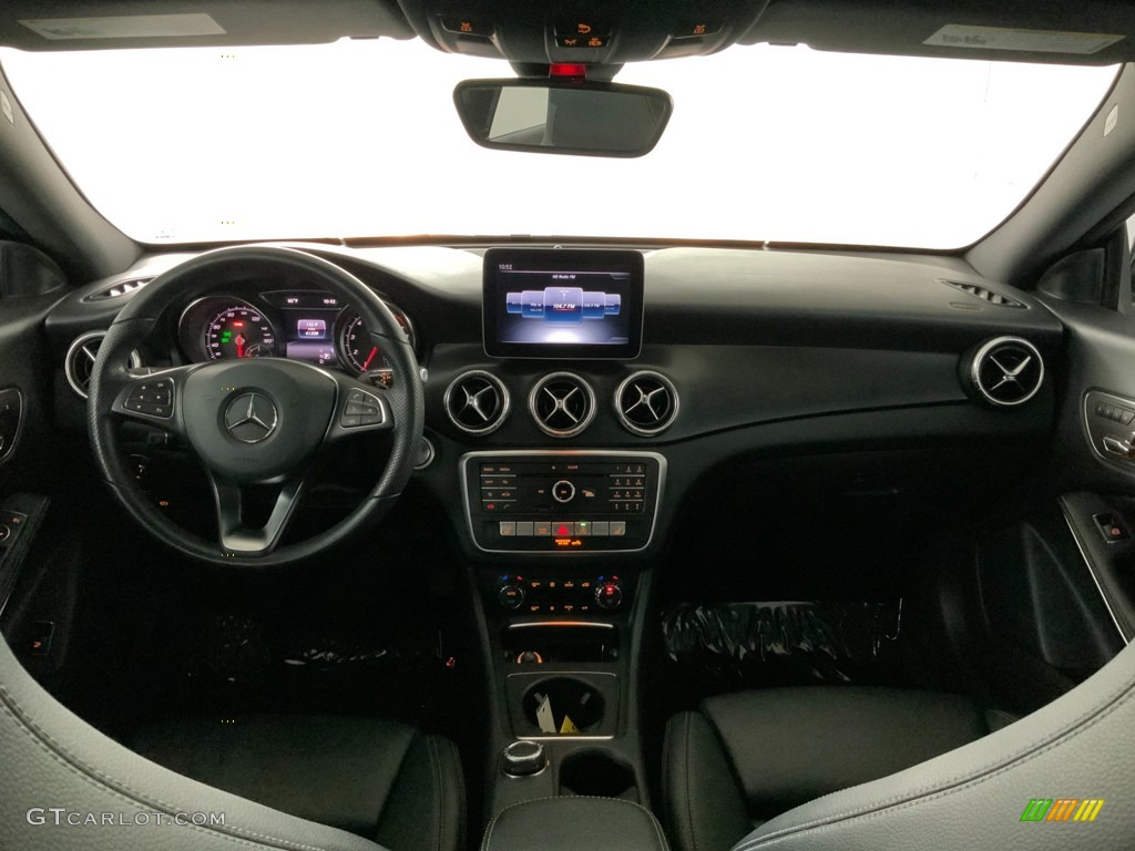 2019 CLA 250 Coupe - Night Black / Black photo #23