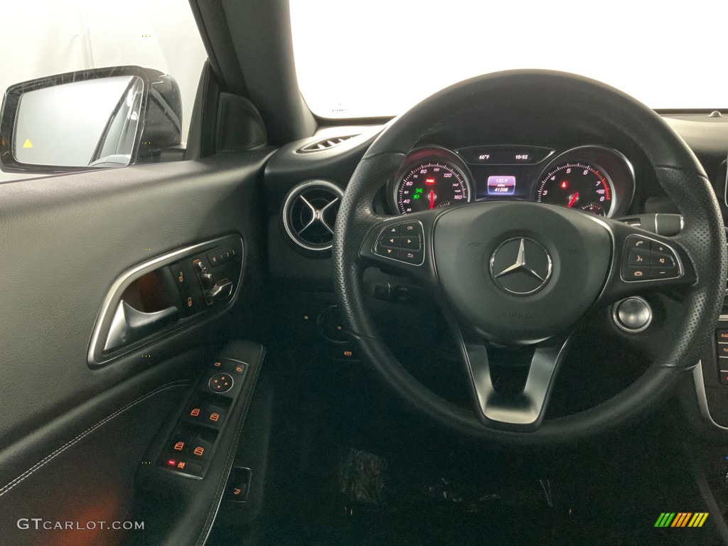2019 CLA 250 Coupe - Night Black / Black photo #24