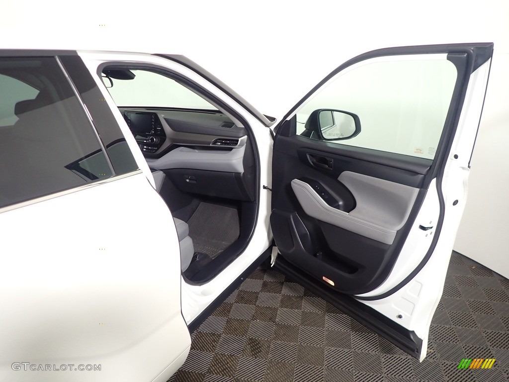 2020 Highlander LE AWD - Blizzard White Pearl / Gray photo #35