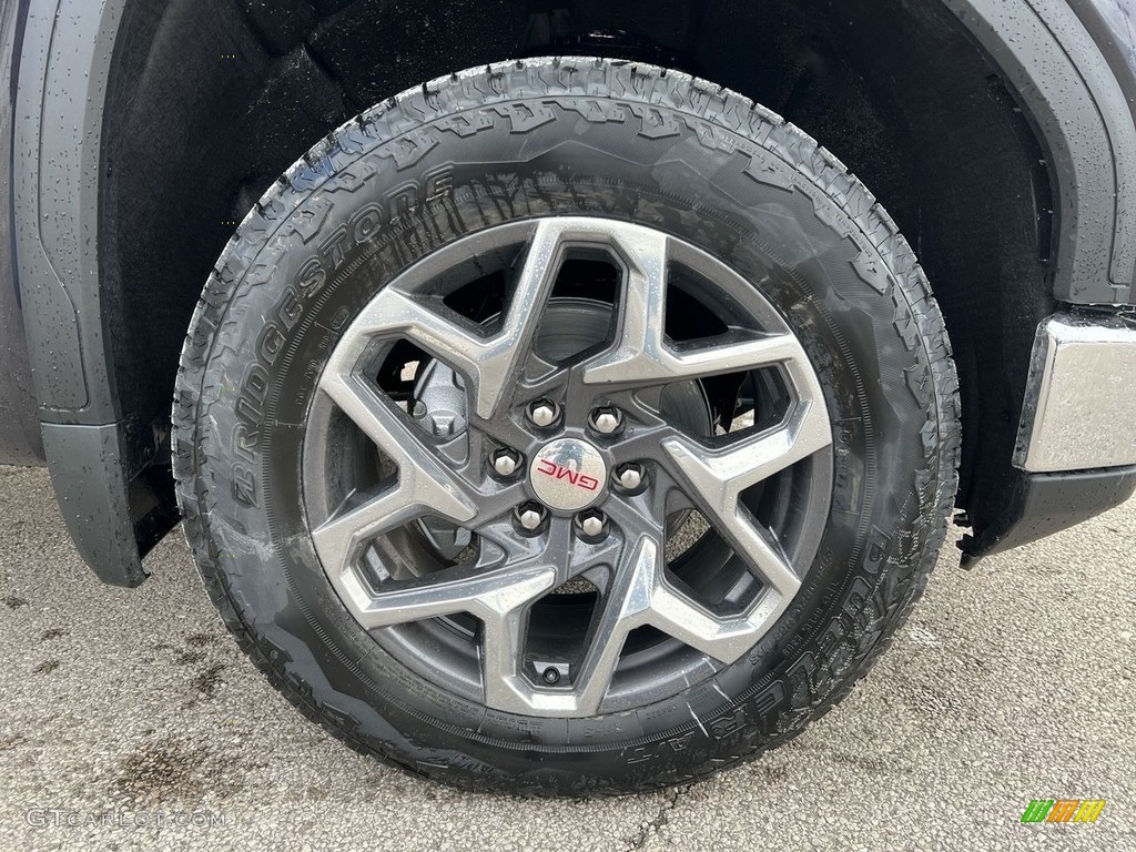 2023 GMC Sierra 1500 SLT Crew Cab 4x4 Wheel Photos
