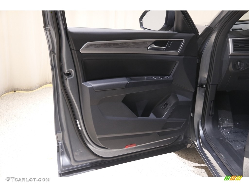 2020 Volkswagen Atlas Cross Sport SE 4Motion Door Panel Photos