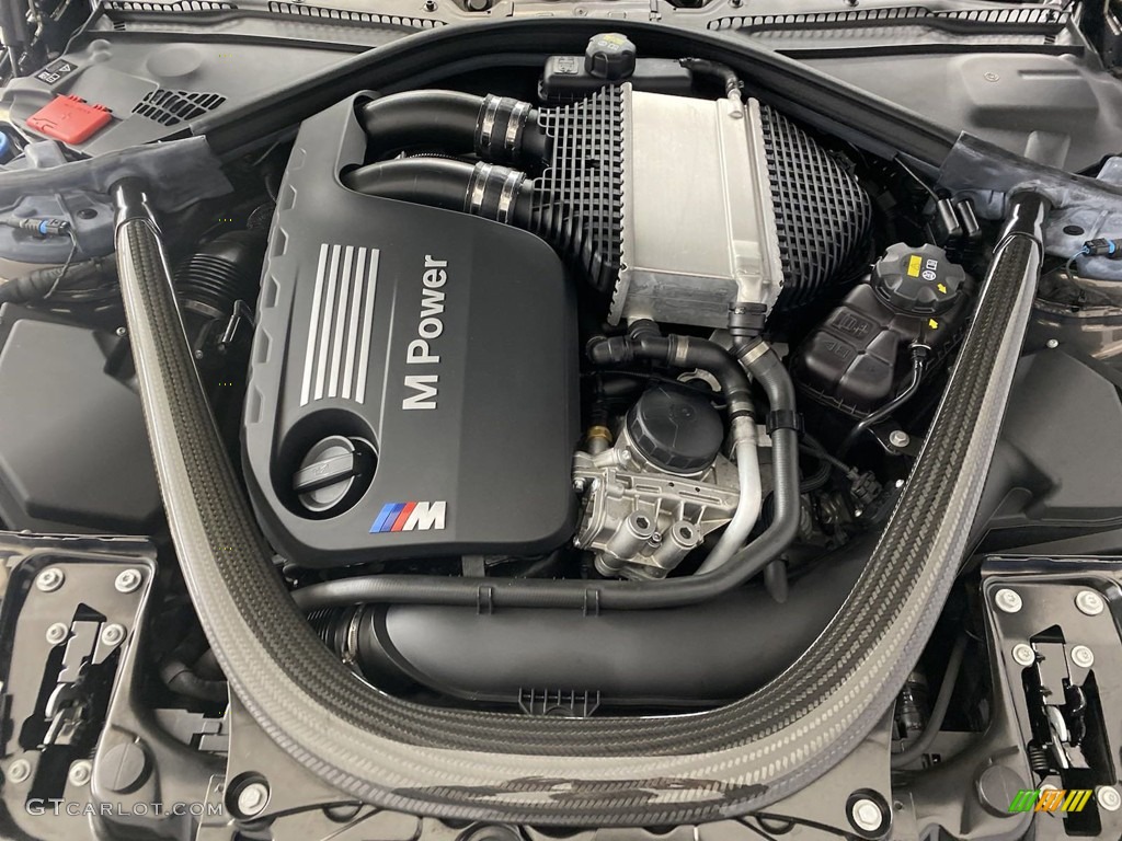 2018 BMW M3 Sedan Engine Photos