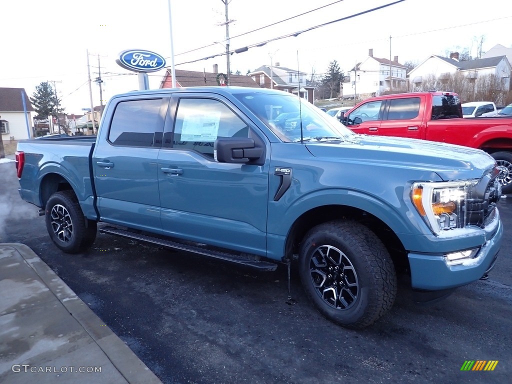 Area 51 Blue 2023 Ford F150 XLT SuperCrew 4x4 Exterior Photo 145576316