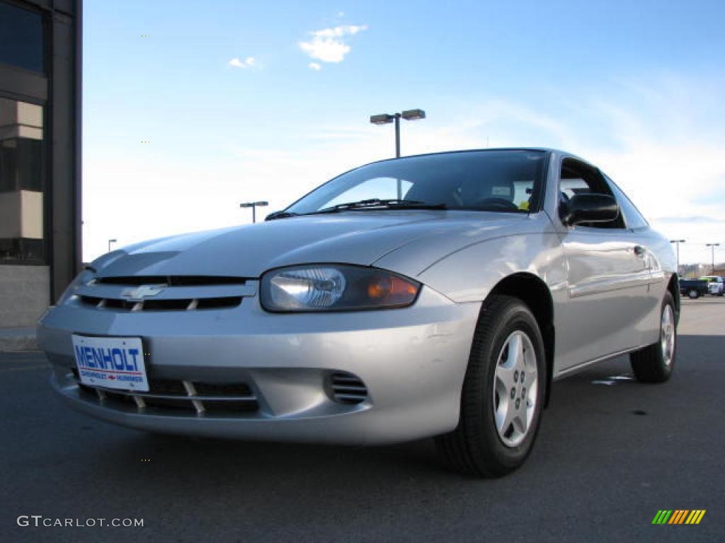 2004 Cavalier Coupe - Ultra Silver Metallic / Graphite photo #2