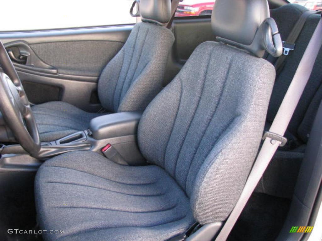 2004 Cavalier Coupe - Ultra Silver Metallic / Graphite photo #7