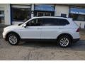 Pure White - Tiguan SE 4MOTION Photo No. 8
