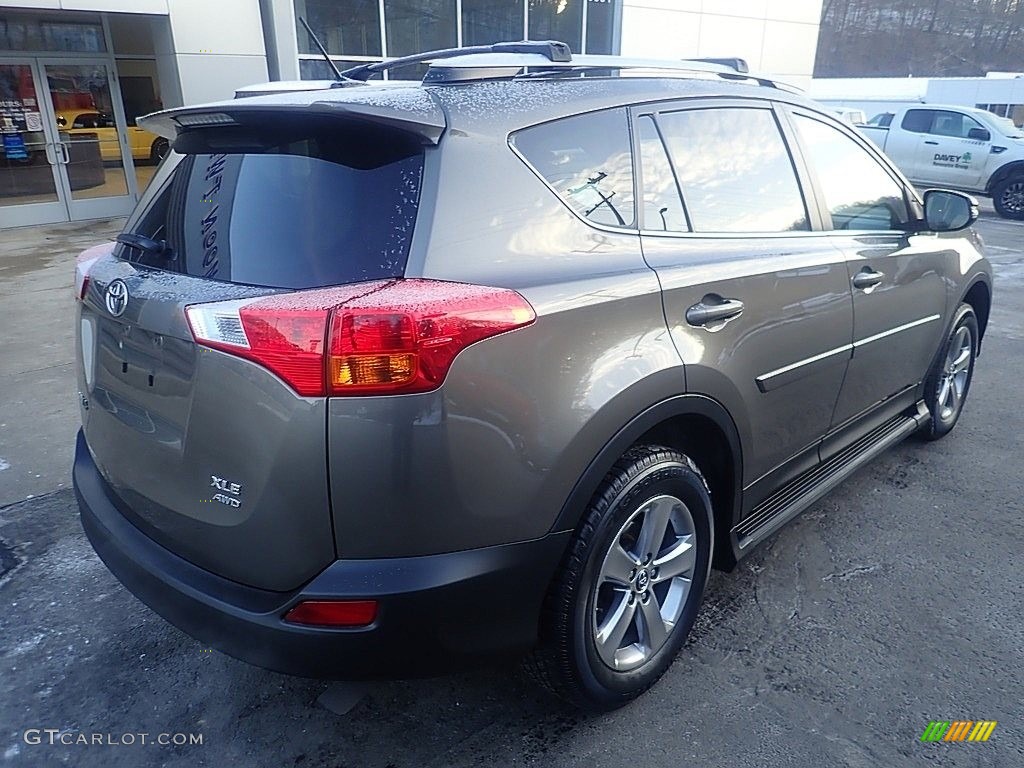 2015 RAV4 XLE - Pyrite Mica / Latte photo #2