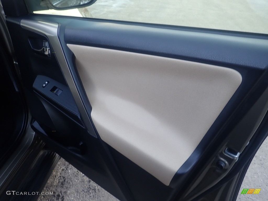 2015 RAV4 XLE - Pyrite Mica / Latte photo #16