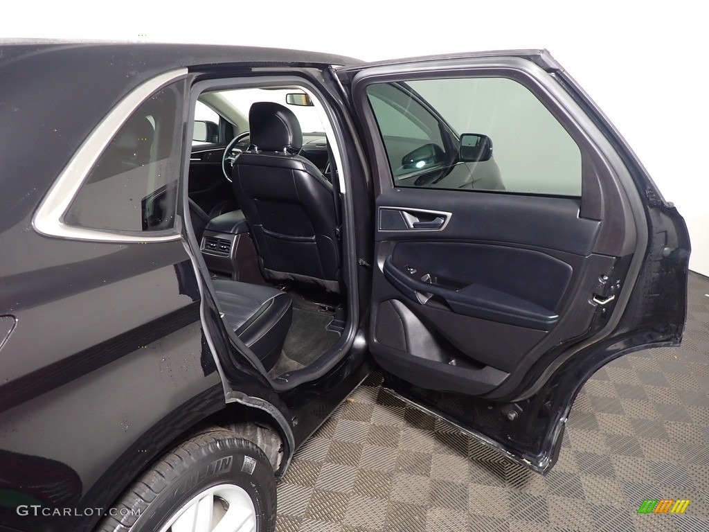 2018 Edge SEL AWD - Shadow Black / Ebony photo #35