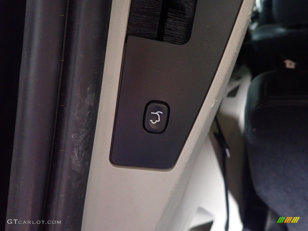 2017 Grand Caravan SXT - Black Onyx / Black/Light Graystone photo #14