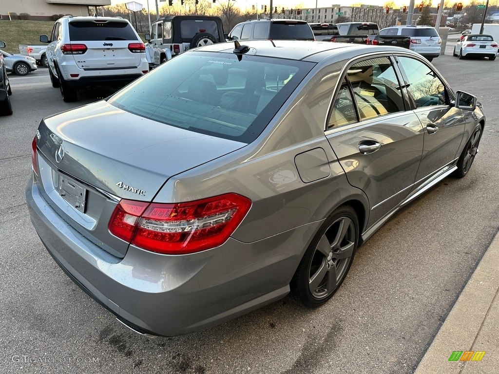 2011 E 350 4Matic Sedan - Palladium Silver Metallic / Black photo #39