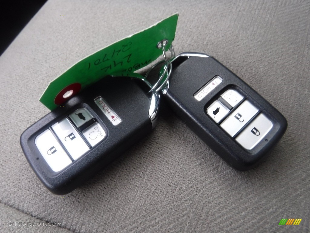 2021 Honda Pilot EX AWD Keys Photos