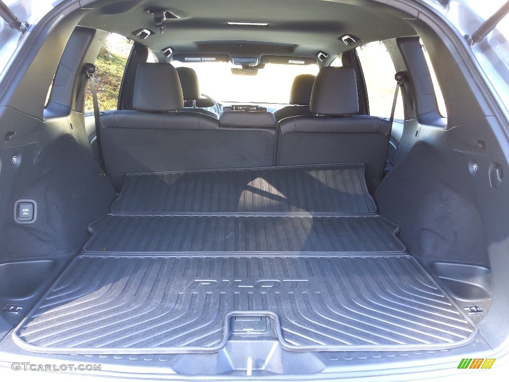 2022 Honda Passport TrailSport AWD Trunk Photos