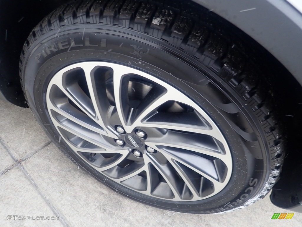 2020 Lincoln Nautilus Reserve AWD Wheel Photos