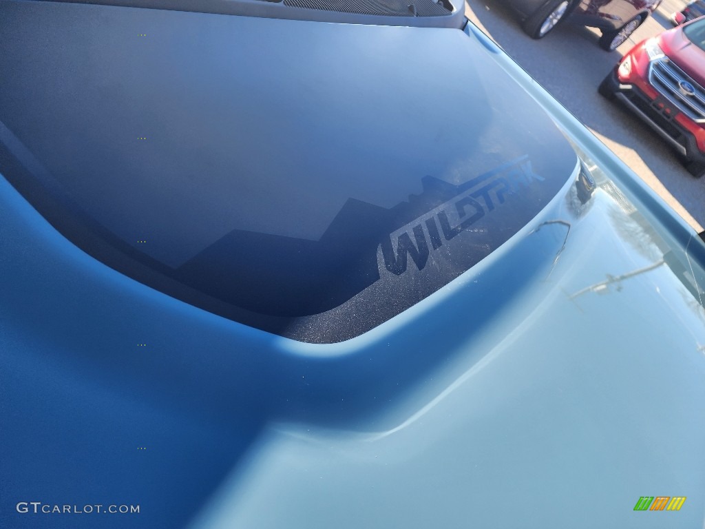 2022 Bronco Wildtrak 4x4 4-Door - Area 51 / Medium Sandstone photo #10