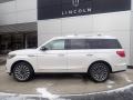 2019 White Platinum Metallic Tri-Coat Lincoln Navigator Reserve 4x4  photo #2