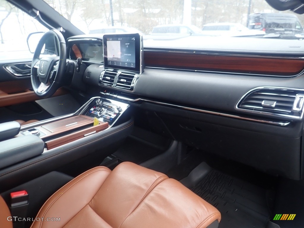 2019 Navigator Reserve 4x4 - White Platinum Metallic Tri-Coat / Russet photo #12