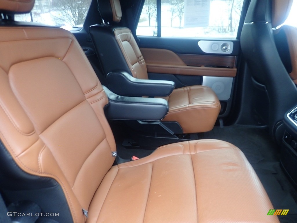 2019 Navigator Reserve 4x4 - White Platinum Metallic Tri-Coat / Russet photo #13