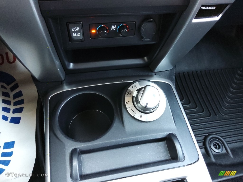 2016 Toyota 4Runner Limited 4x4 Controls Photos