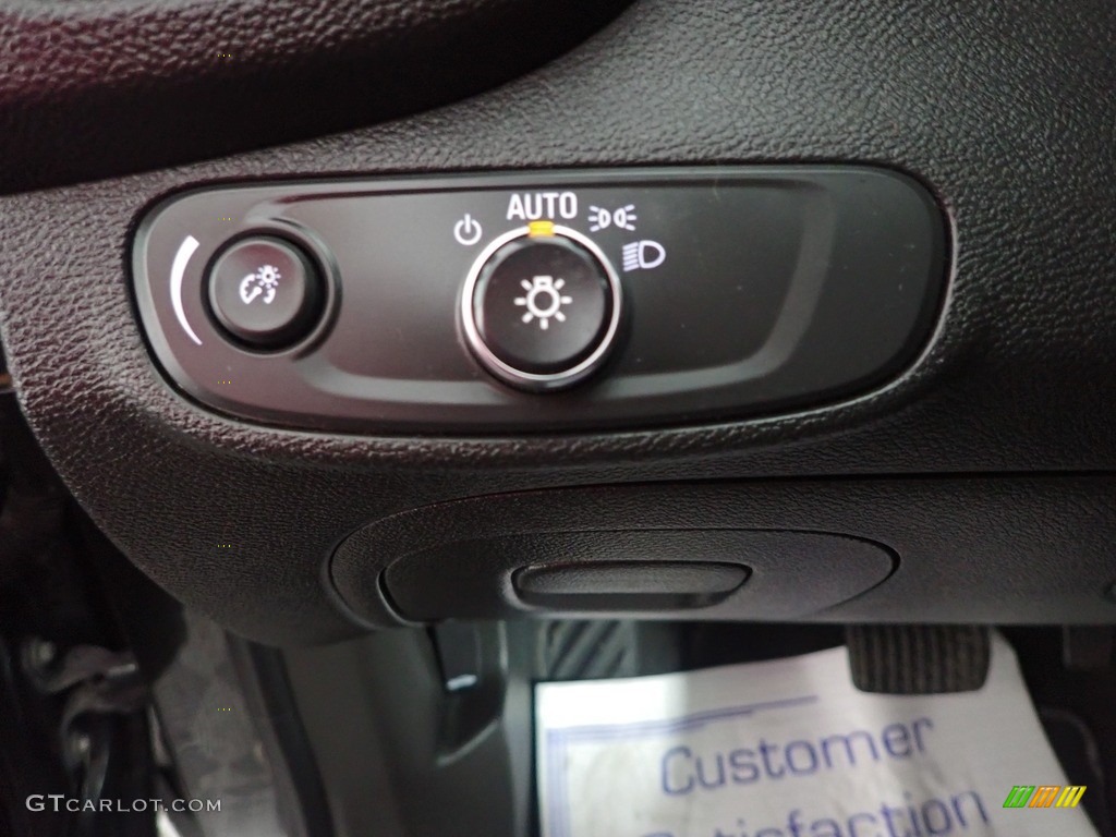 2020 Trax LS - Nightfall Gray Metallic / Jet Black photo #15